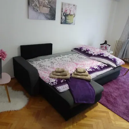 Lovely & Cozy Anna Апартаменти Пула